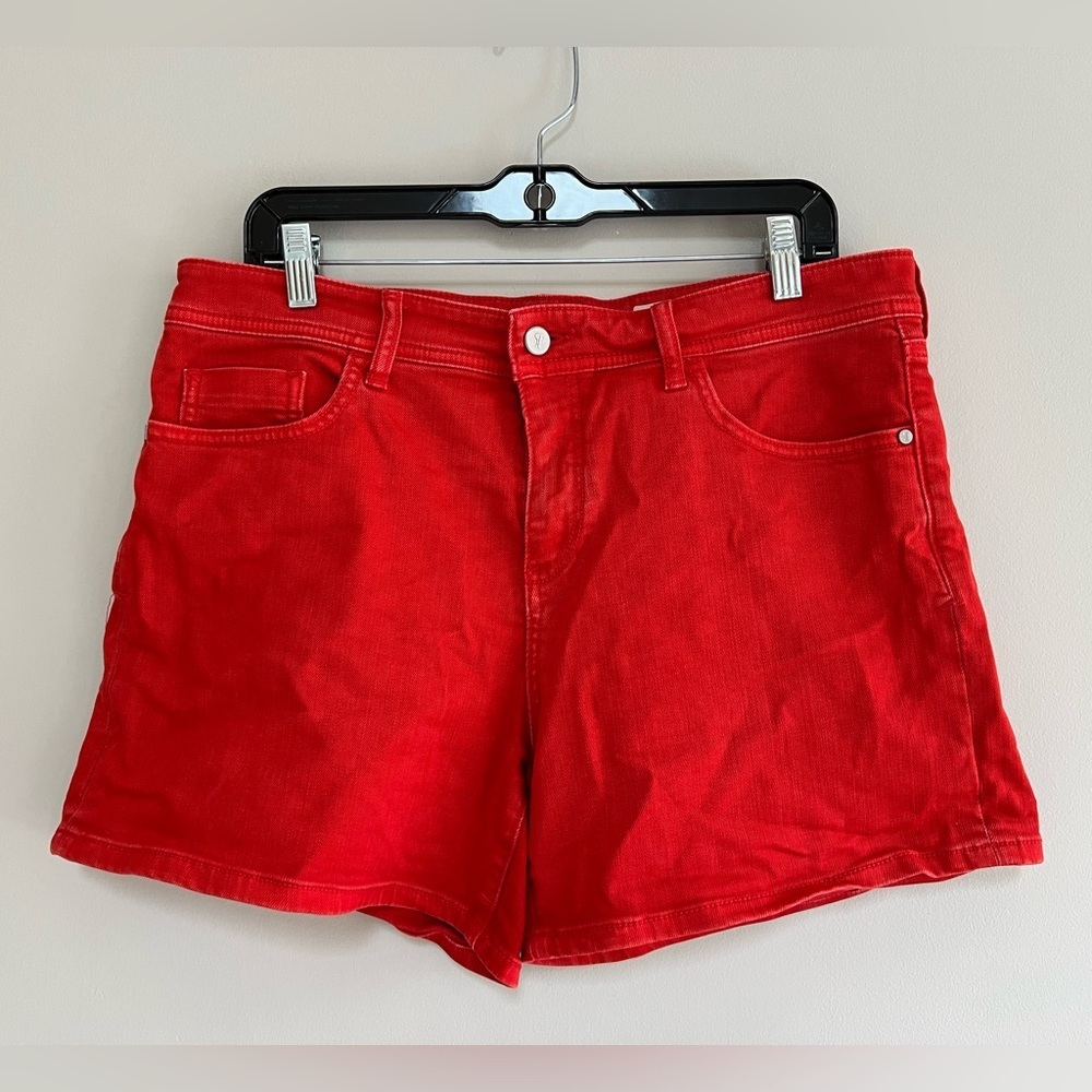 Pilcro Anthropologie Hyphen 5” Stretch Cotton Denim Jean Shorts in Red, size 30